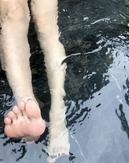 白洁在宾馆被赵振连玩三天