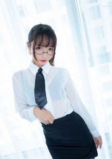 龚琳娜官宣离婚