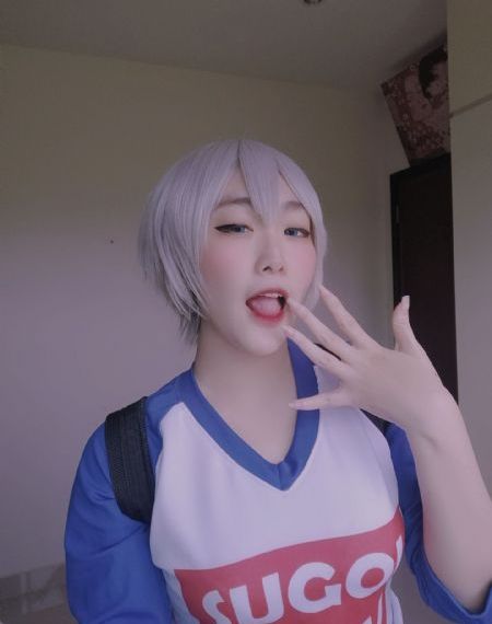 镜中人