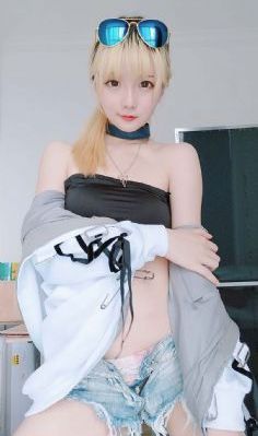 对我而言可爱的她