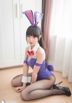 女子自称长得好看不想排队