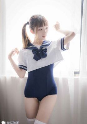 95后夫妻花千元在麦当劳办婚礼