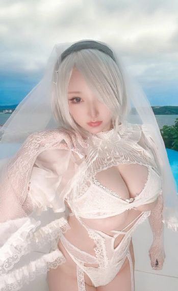 激情艳女