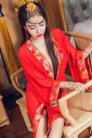 逢泽莉娜