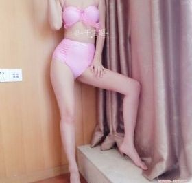 正常女的下面扒开会有小须须吗