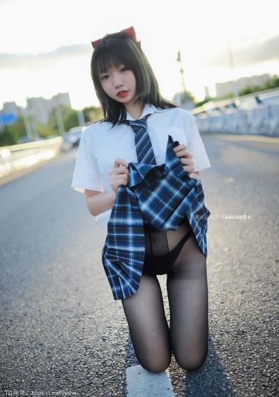 嫩草影院